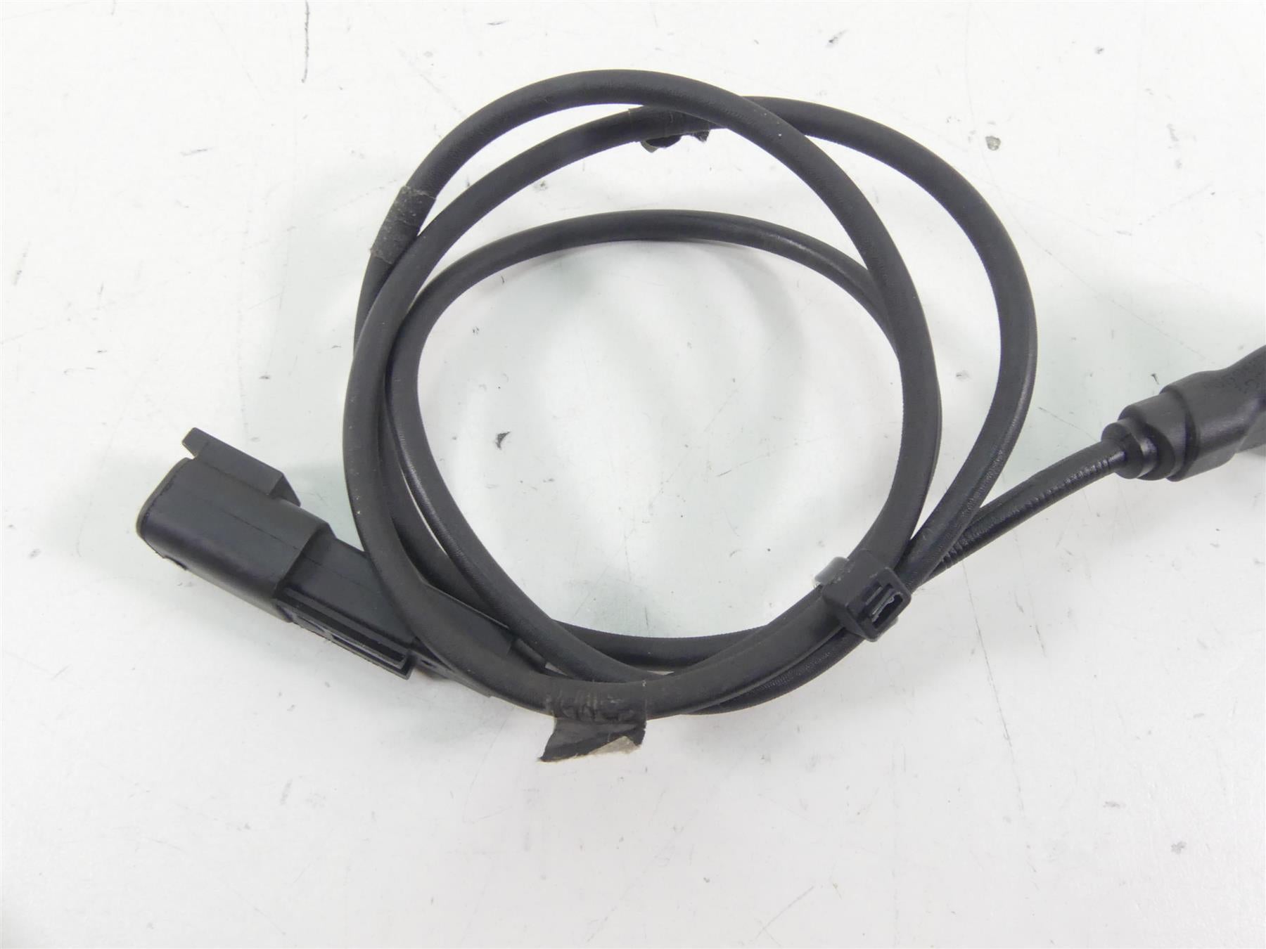 2015 Harley FLD Dyna Switchback Abs Brake Wheel Speed Sensor Set 40682-12 {{ shop.shopifyCountryName }} - Mototech271