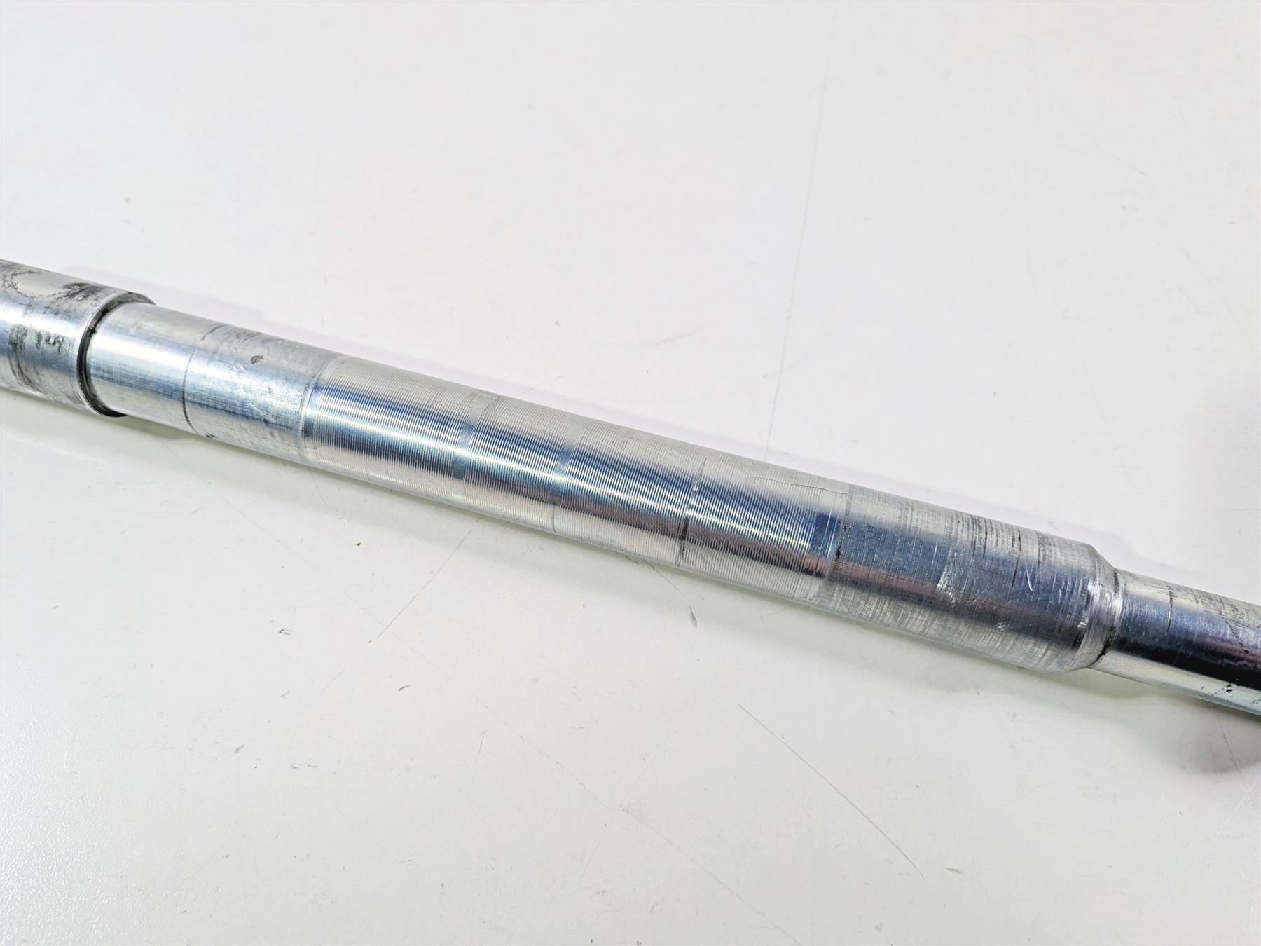 2018 Harley Touring FLHTCU Electra Glide Front Axle Wheel Spindle 41547-07A-Mototech271