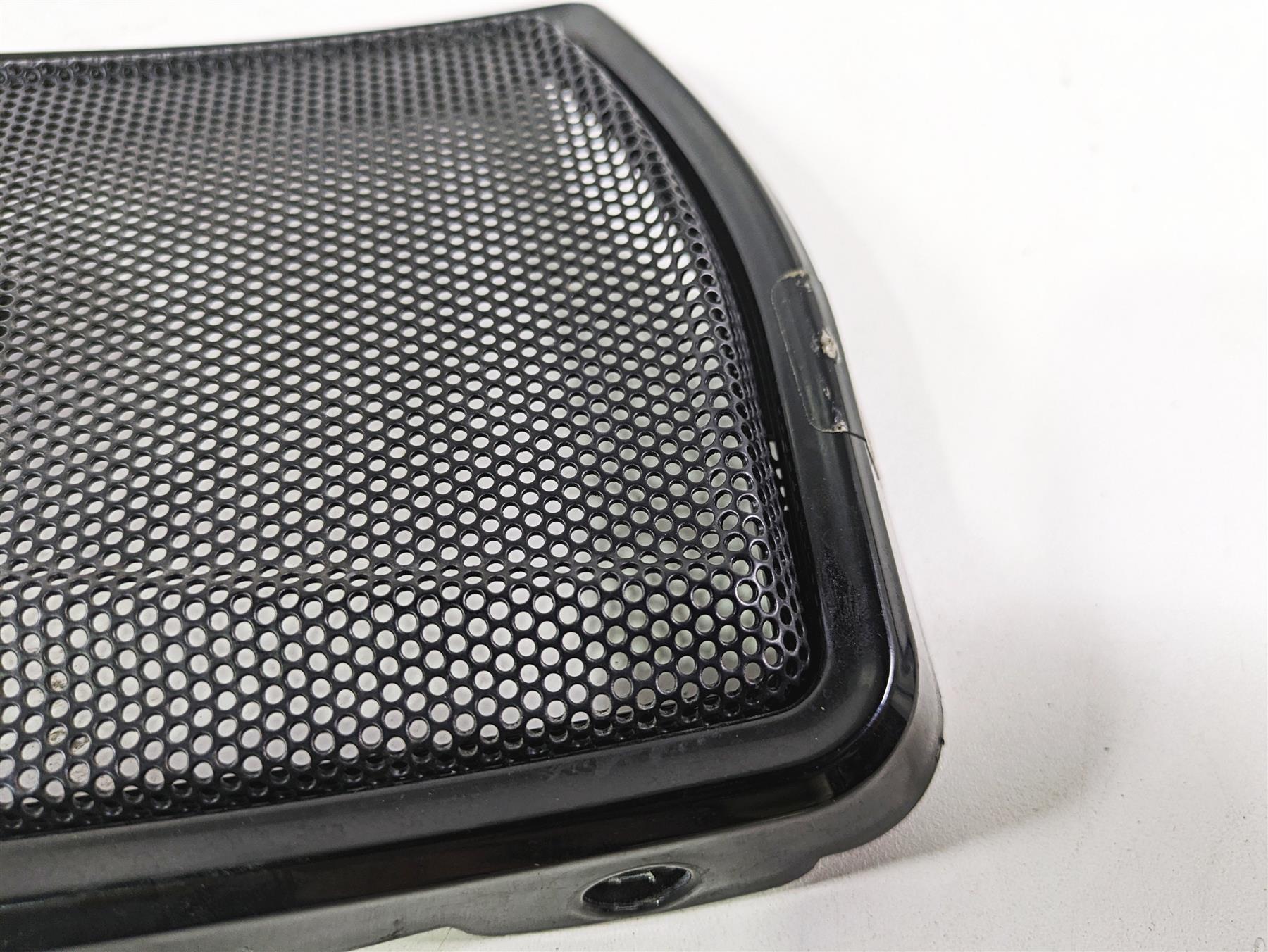 2018 Indian Chieftain Dark Horse Front Left Speaker Cover Fairing 5453353 {{ shop.shopifyCountryName }} - Mototech271