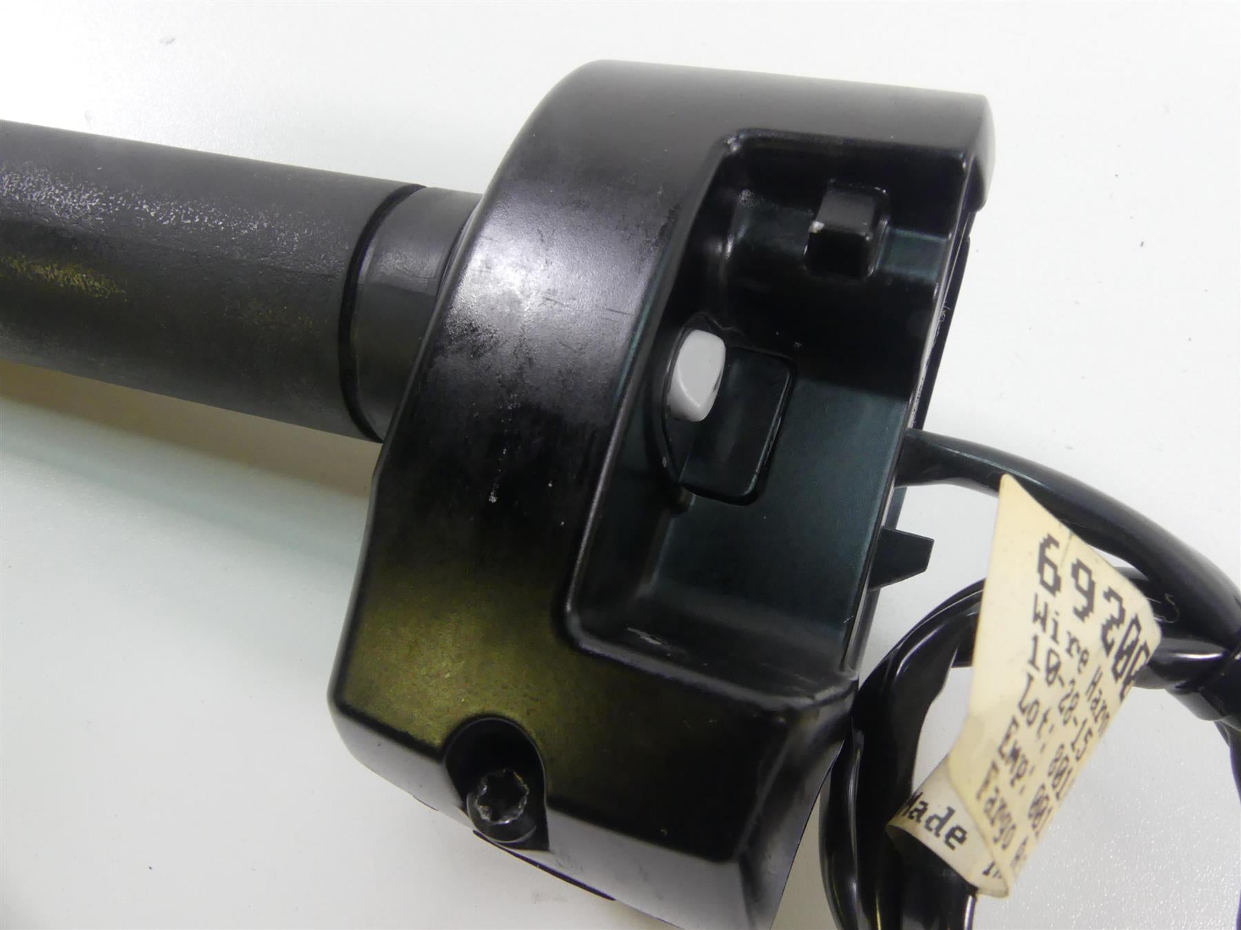 2016 Harley Touring FLHTP Electra Glide Right Hand Control Switch 71500129 {{ shop.shopifyCountryName }} - Mototech271
