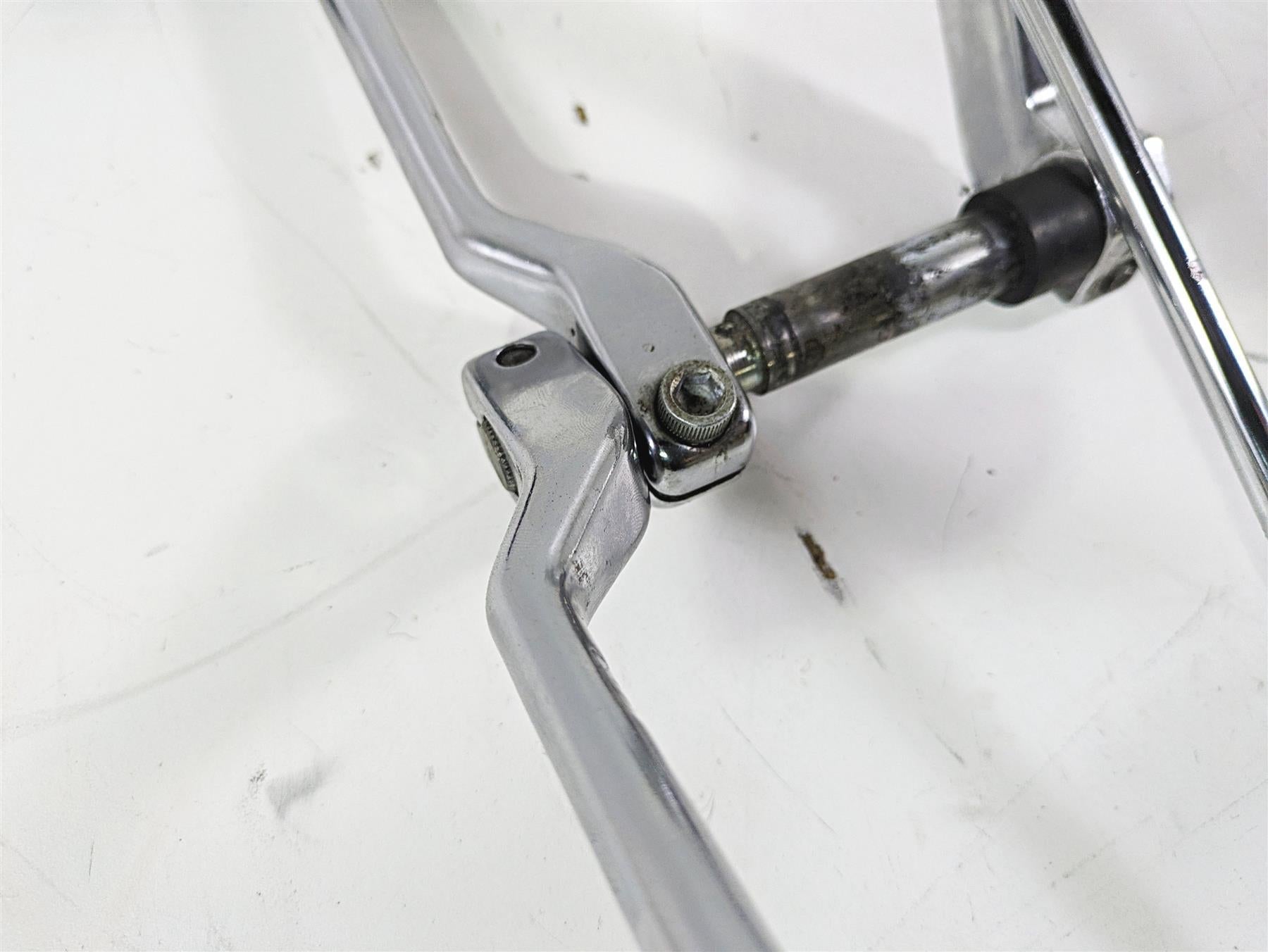 2008 Harley Touring FLHTCU E-Glide 105TH Heel Toe Shifter Lever Set 33895-82E {{ shop.shopifyCountryName }} - Mototech271