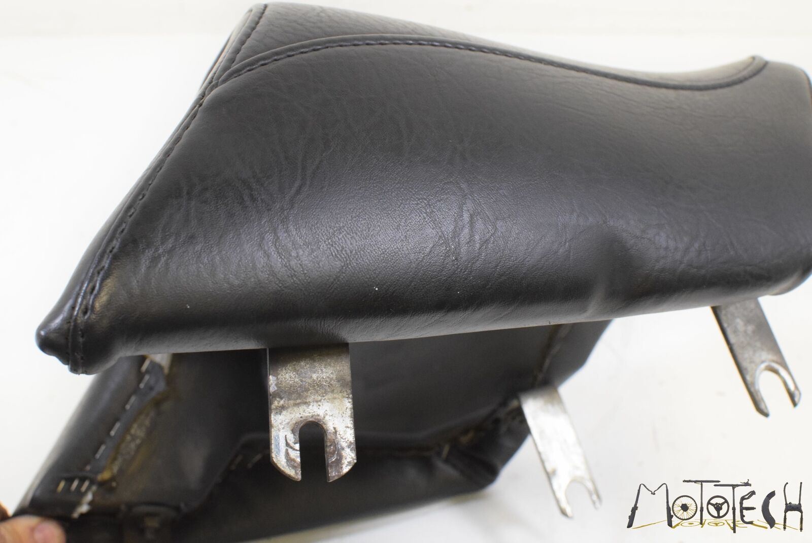 1998 Moto Guzzi V11 1100 California EV Rear Seat Saddle GU03464010 {{ shop.shopifyCountryName }} - Mototech271