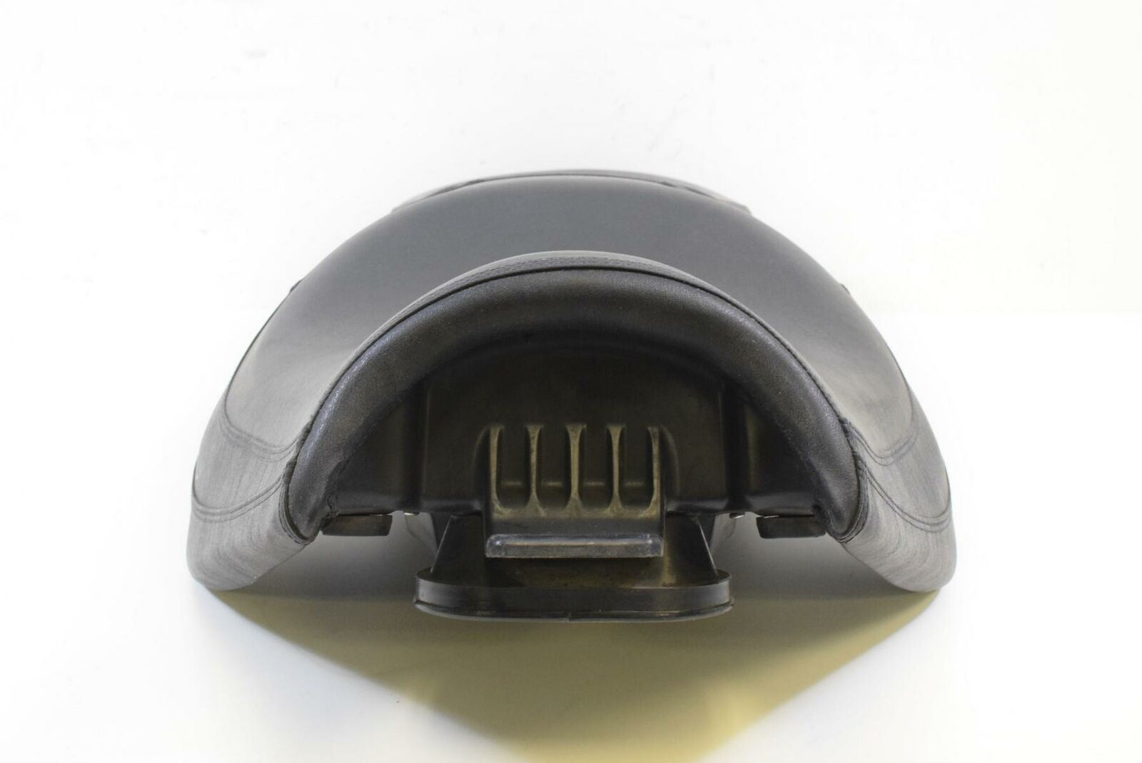 2015 Triumph Rocket III Touring ABS Duo 2-Up Driver Seat Saddle T2301984 {{ shop.shopifyCountryName }} - Mototech271