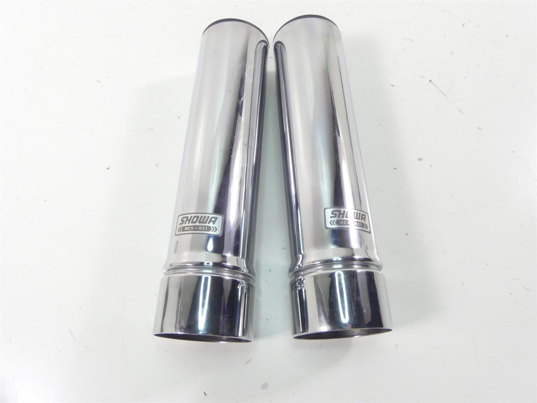 2005 Honda V-Twin VTX1800 S3 Nice Chrome Fork Cover Set 51620-MCV-R20 {{ shop.shopifyCountryName }} - Mototech271