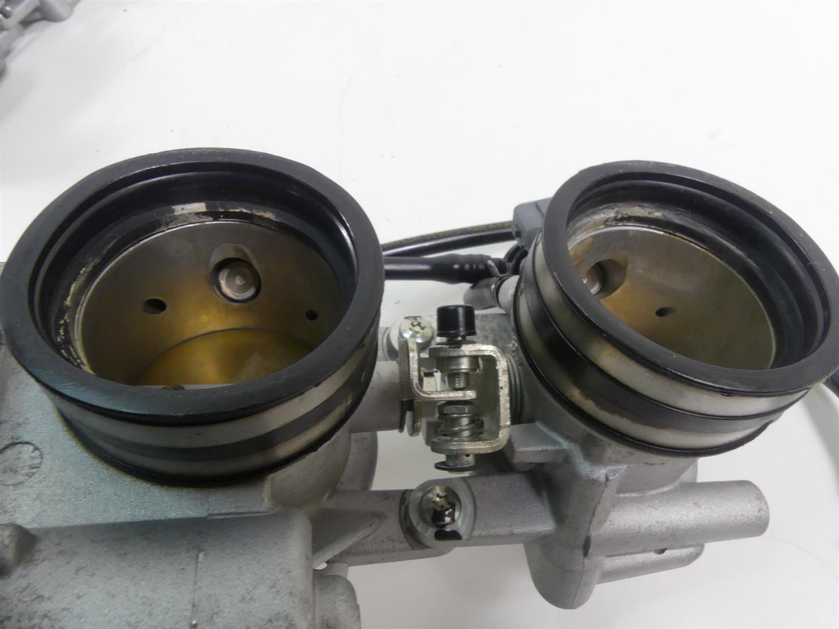 2019 Aprilia Tuono V4 RR Factory Throttle Body Fuel Inject Set 858738 2B003347 {{ shop.shopifyCountryName }} - Mototech271