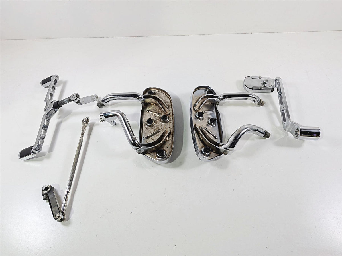 2006 Harley Touring FLHTCU SE CVO Electra Glide Left Floorboard Set 51055-04-Mototech271