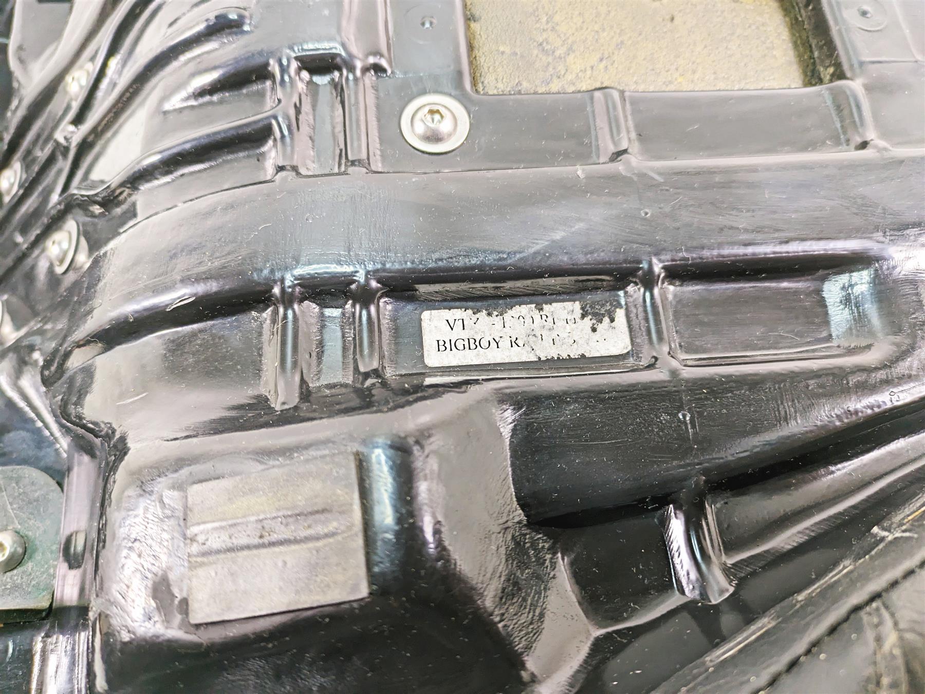 2006 Honda V-Twin VTX1300 R Ultimate Seats Lowrider Driver Seat Set 2P-10090 {{ shop.shopifyCountryName }} - Mototech271