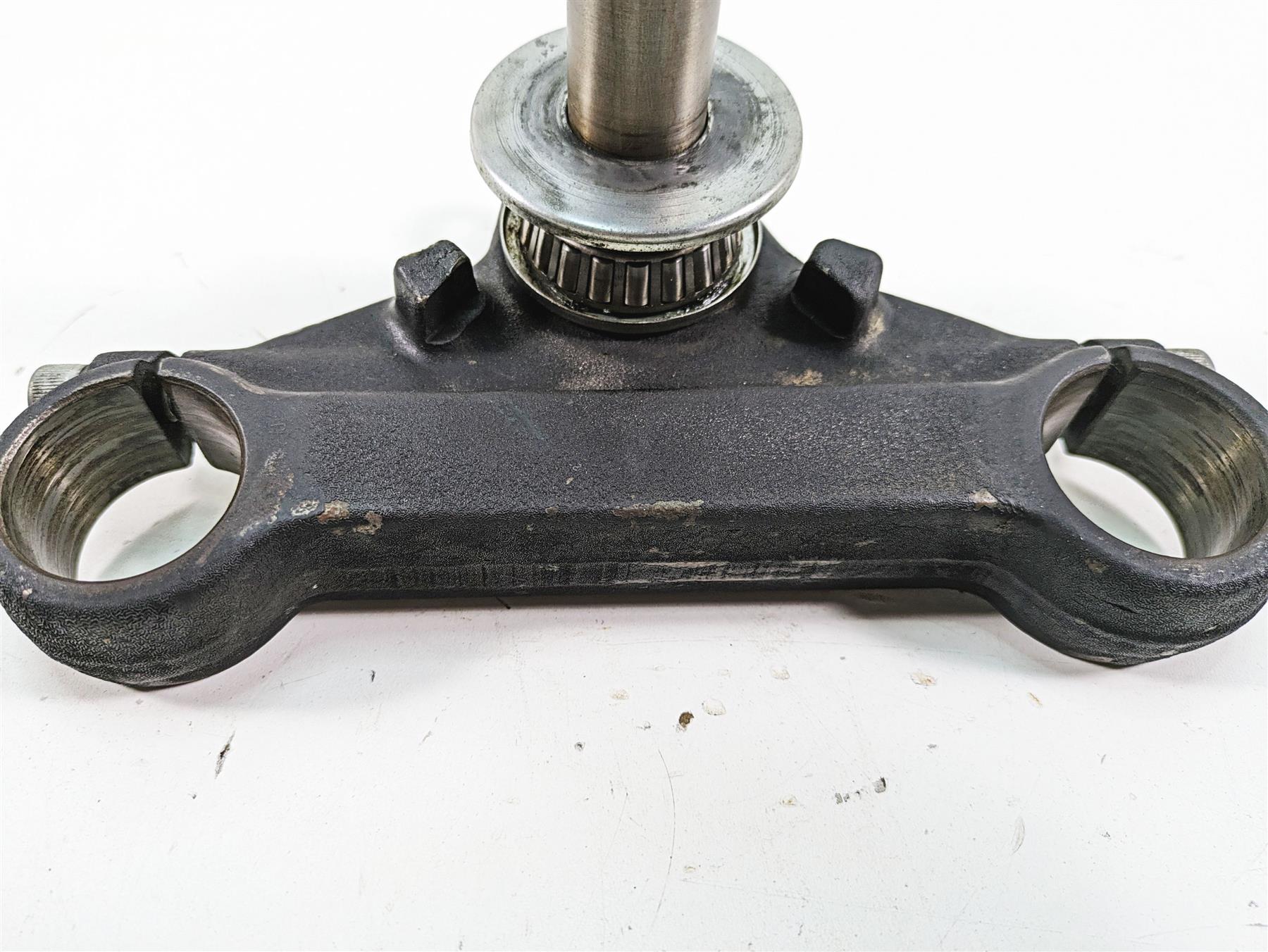 1990 Harley Sportster XLH883 XL883 Lower Triple Tree Steering Stem 45549-88 {{ shop.shopifyCountryName }} - Mototech271