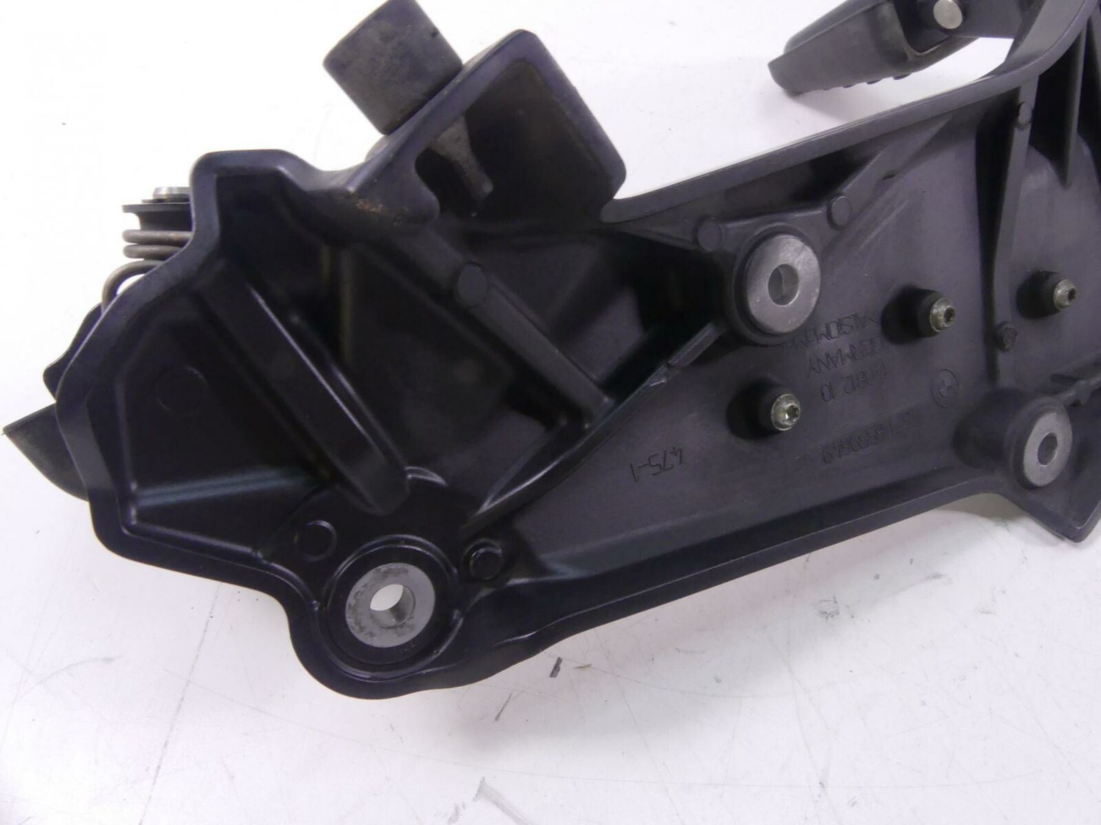 2018 BMW K1600 Bagger Left Side Footpeg Foot Peg Shift Pedal Set 46718559649 {{ shop.shopifyCountryName }} - Mototech271