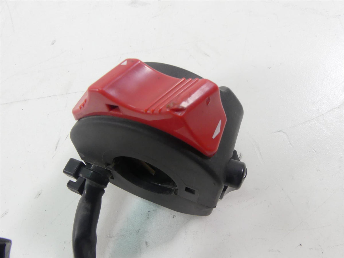 2015 Yamaha MT09 FZ09 Right Hand Start Kill Control Switch 1RC-83963-00-00 {{ shop.shopifyCountryName }} - Mototech271