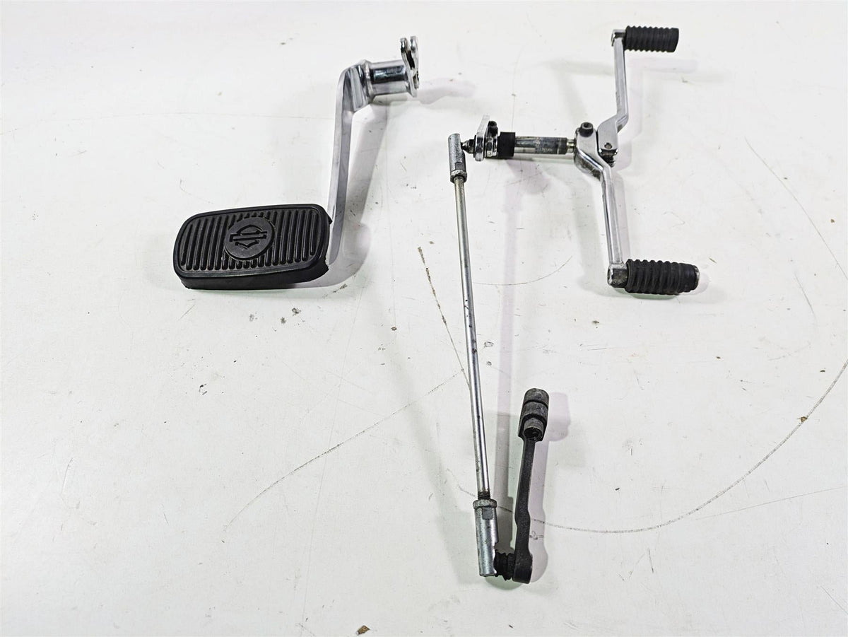2008 Harley Touring FLHTP Electra Glide Gear Shift & Brake Lever Set 33895-82E {{ shop.shopifyCountryName }} - Mototech271