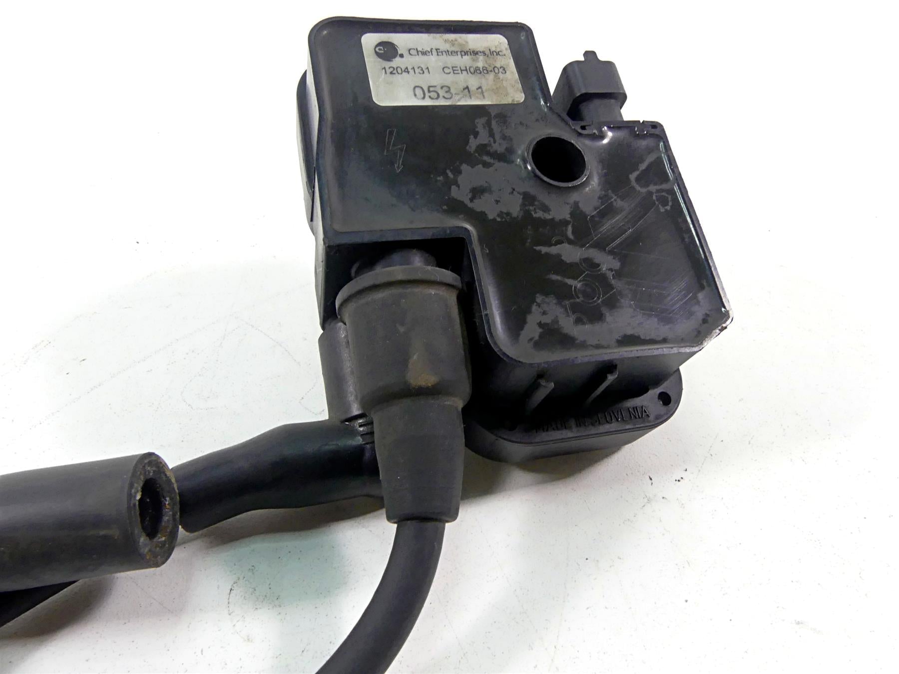 2011 Victory Cross Country Ignition Coil + Wires & Plugs Set 4010425 2876049 {{ shop.shopifyCountryName }} - Mototech271
