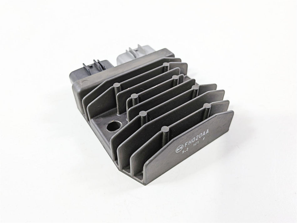 2019 Ducati Panigale V4S V4 S Corse Rectifier Voltage Regulator 54040301B FH020AA {{ shop.shopifyCountryName }} - Mototech271