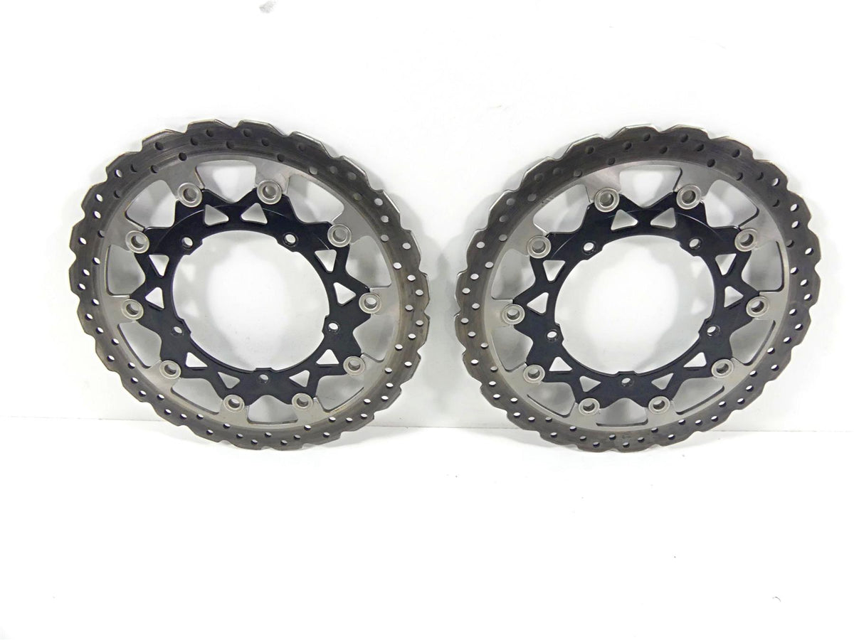2012 Yamaha VMX17 VMAX 1700 Front Brake Disc Rotor Set 2S3-2581T-00 2S3-2581U-00 {{ shop.shopifyCountryName }} - Mototech271