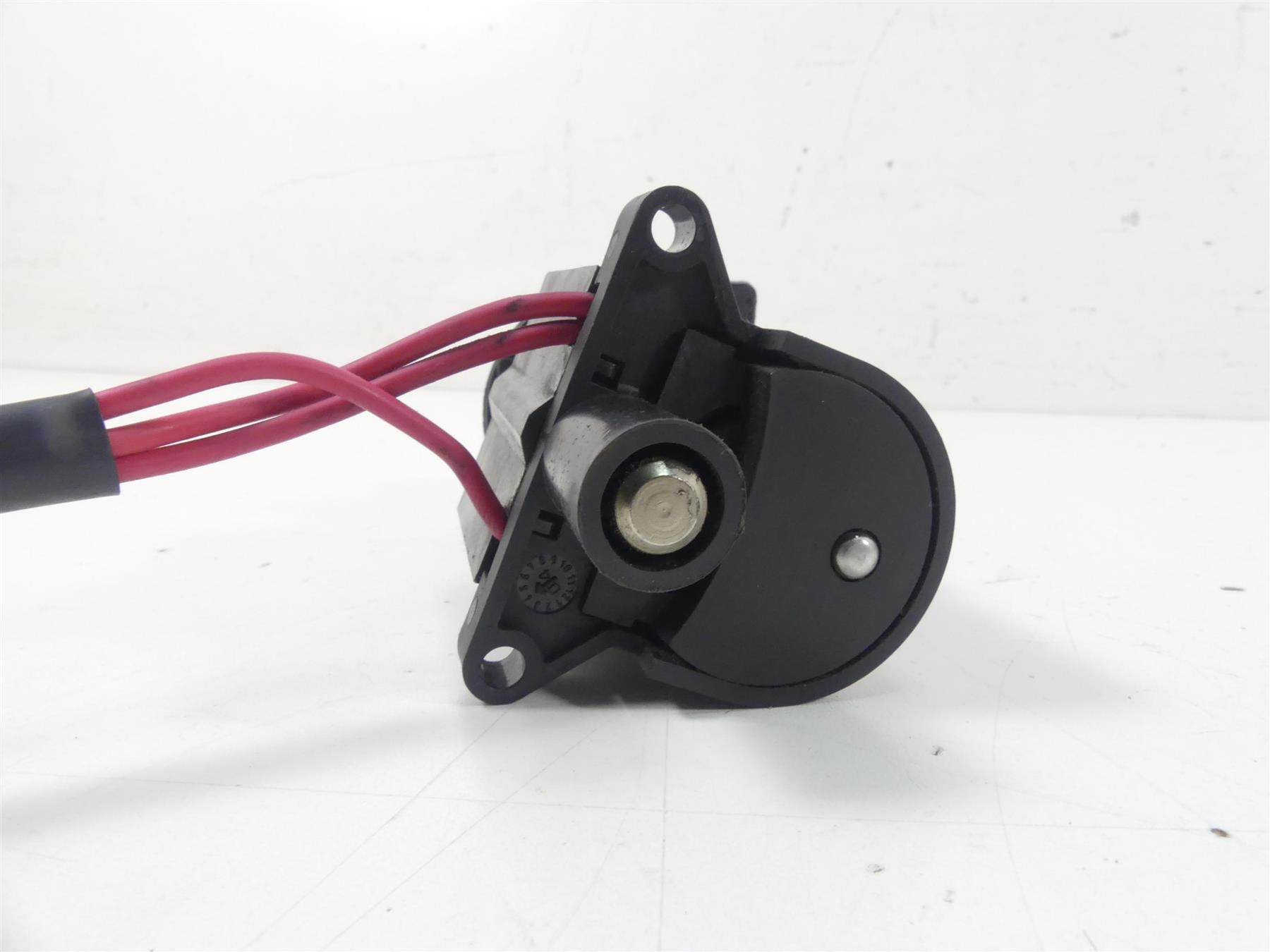 2005 Harley Touring CVO FLHTCSE Electra Glide Ignition Switch Key Lock 71640-99 {{ shop.shopifyCountryName }} - Mototech271