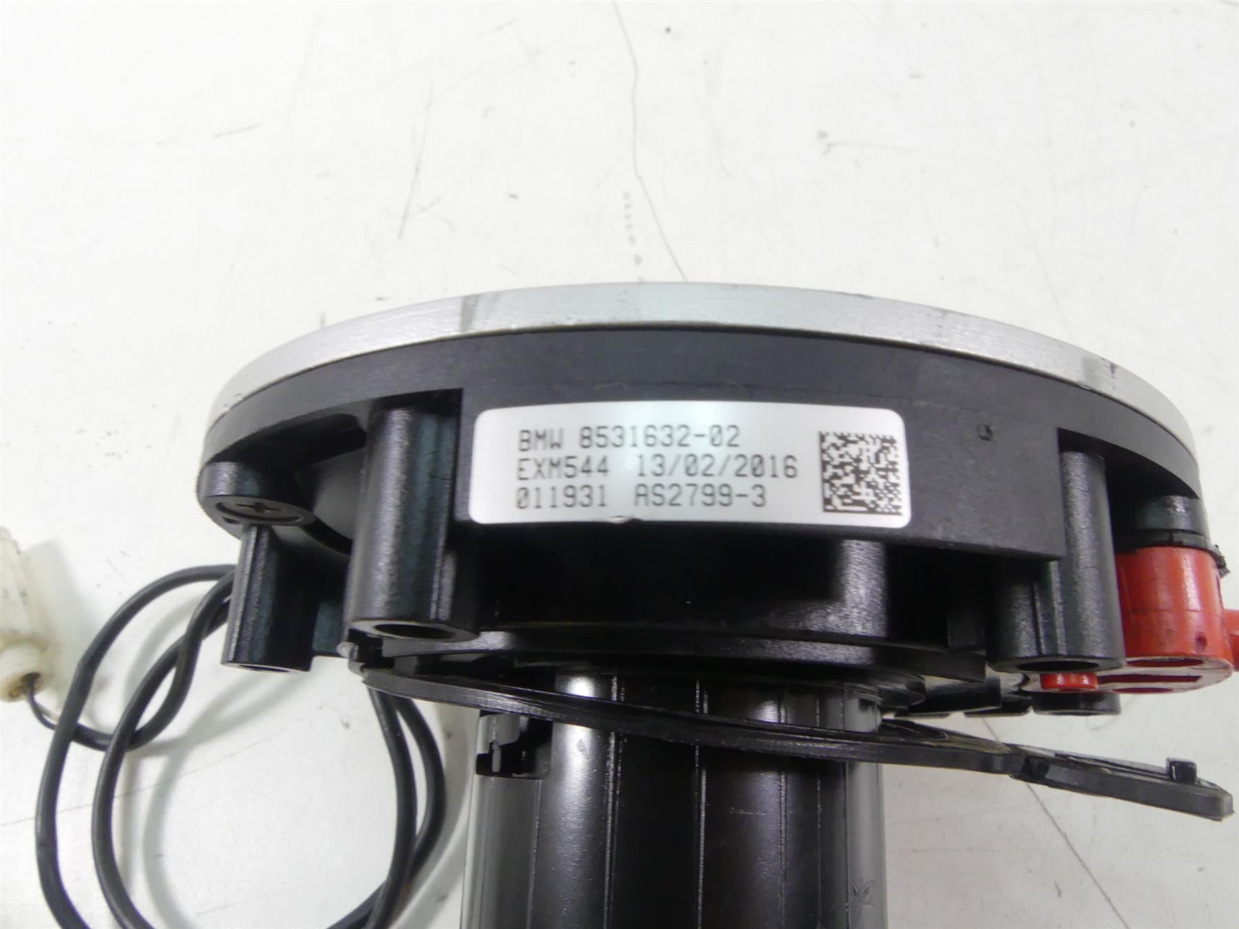 2016 BMW R1200GS K50 Handsfree Keyless Ride Fuel Gas Tank Cap 16118531632 {{ shop.shopifyCountryName }} - Mototech271