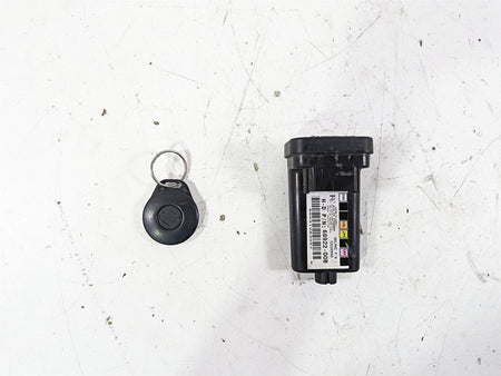 2003 Harley Touring FLHTCUI 100TH E-Glide Tssm Security Module & Fob 68922-00B {{ shop.shopifyCountryName }} - Mototech271