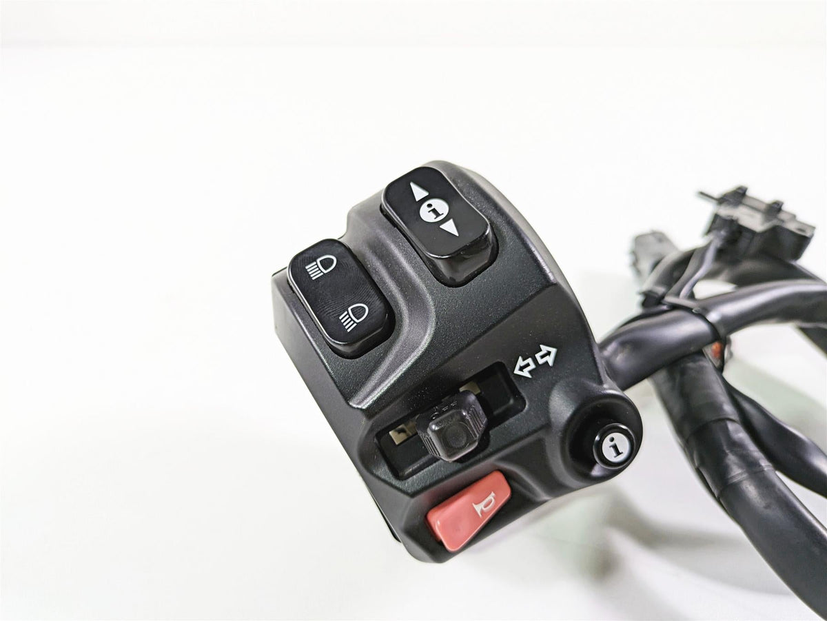 2015 Triumph Tiger Explorer XC Left Hand Control Switch - READ T2042035 {{ shop.shopifyCountryName }} - Mototech271