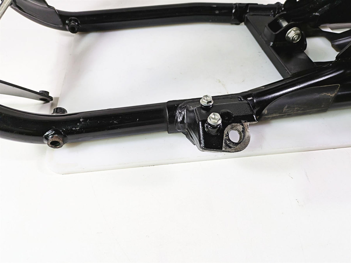 2016 Suzuki M109R VZR1800 Boulevard Frame & Rear Inner Fender With Salvage Texas Title 41100-48G40 {{ shop.shopifyCountryName }} - Mototech271