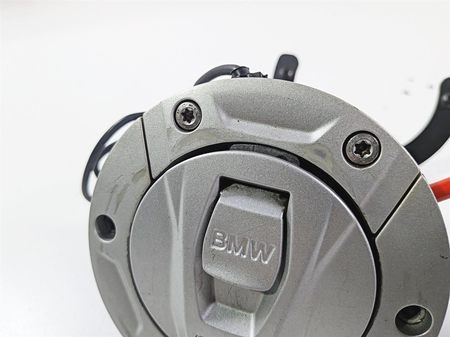 2016 BMW R1200RT RT RTW K52 Keyless Ride Fuel Gas Cap Lid 16118552106 {{ shop.shopifyCountryName }} - Mototech271