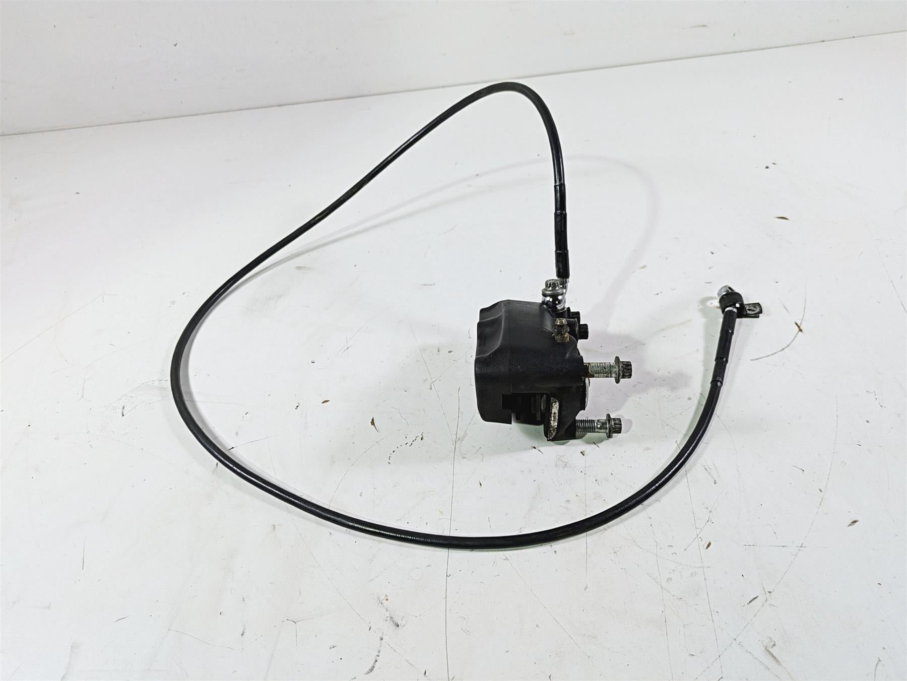 2003 Harley Softail FXSTDI Deuce 100th Front Brake Caliper 44046-00D {{ shop.shopifyCountryName }} - Mototech271