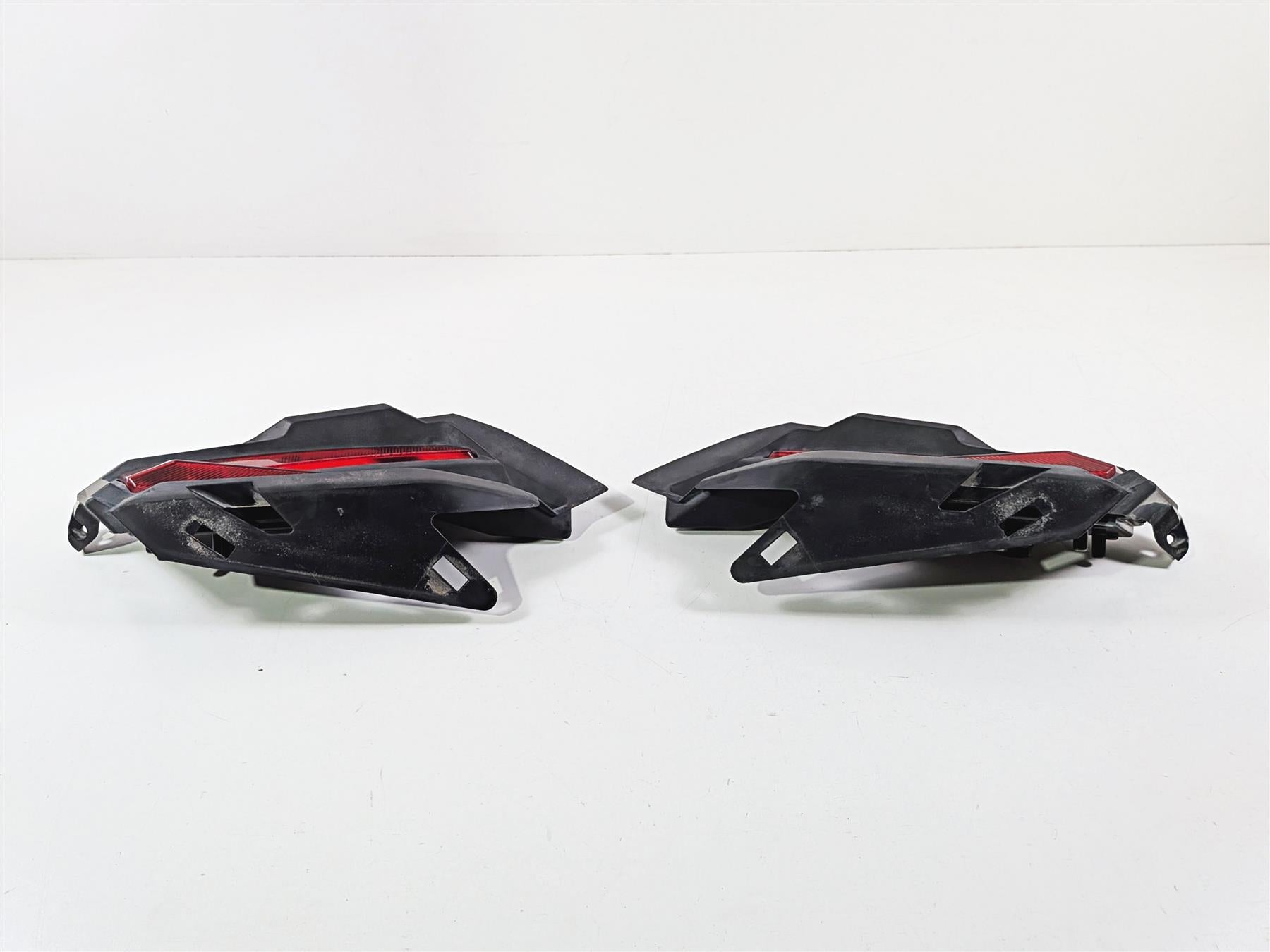 2018 Can Am Maverick X3 XRS Turbo R Taillight Tail Light 710004743 710004744-Mototech271