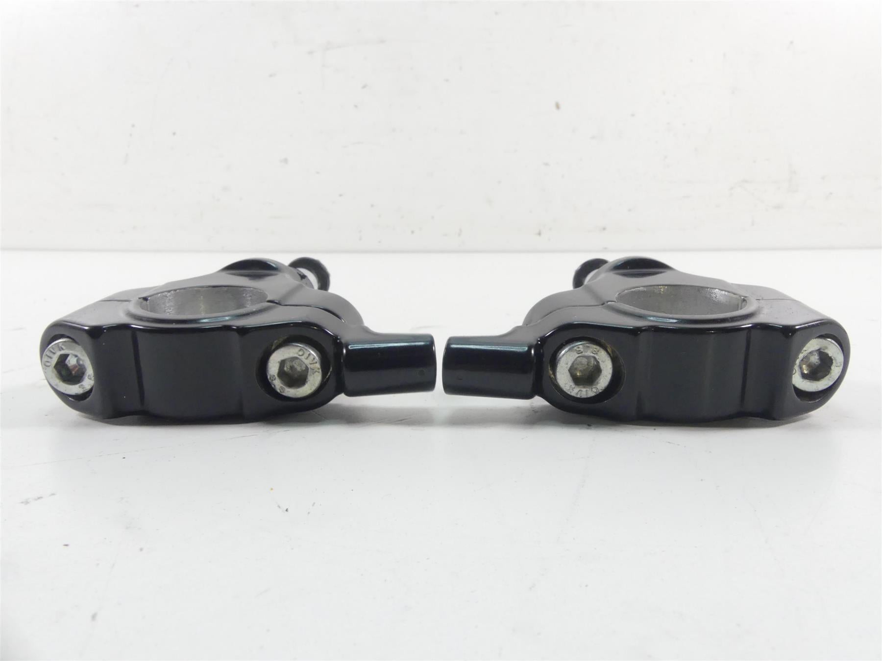 2022 Indian FTR1200 S Handlebar Handle Bar Riser Holder Mount Set 1025093 {{ shop.shopifyCountryName }} - Mototech271