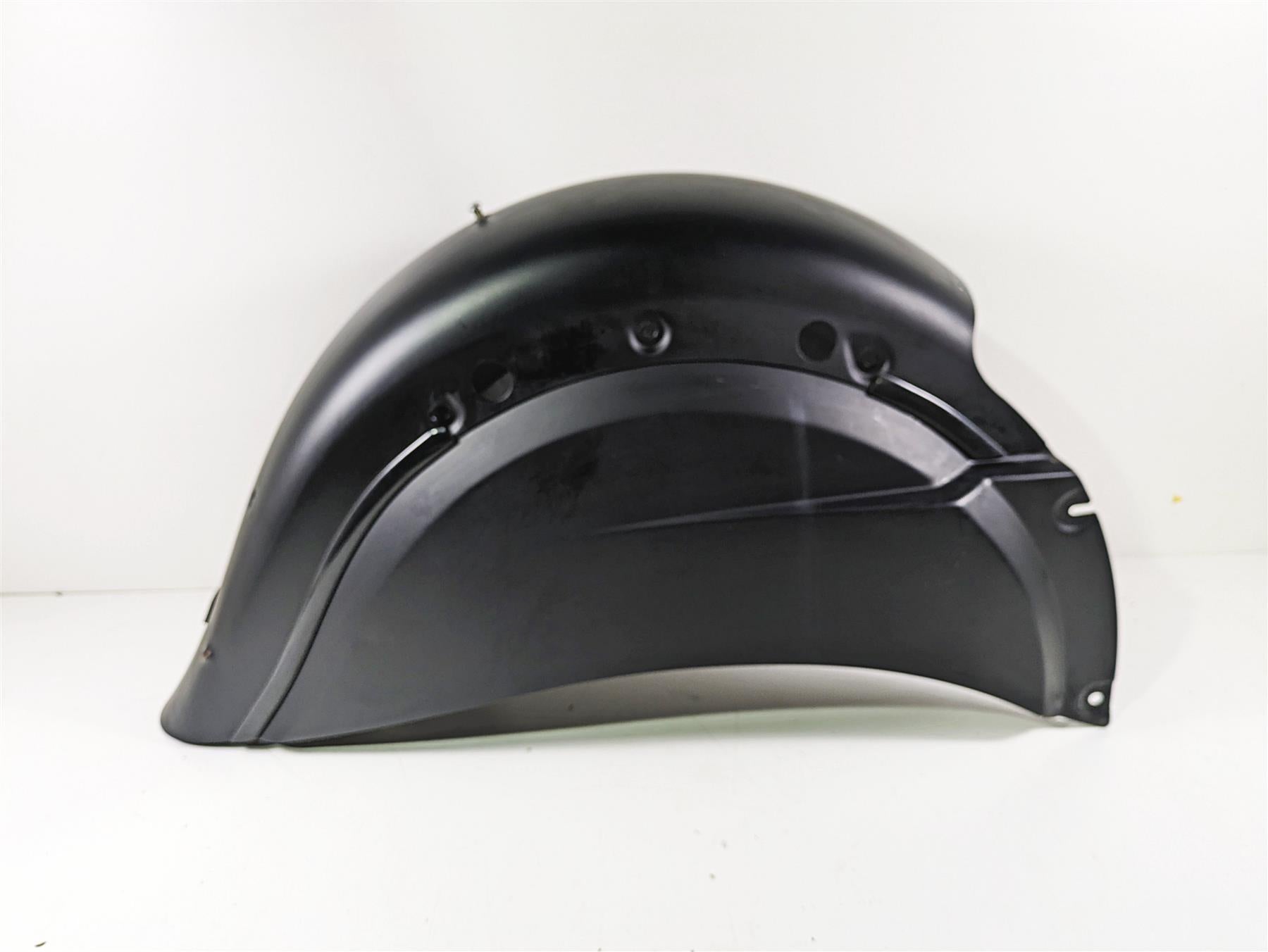 2018 Indian Chieftain Dark Horse Rear Fender -Read 1019209 1024389 {{ shop.shopifyCountryName }} - Mototech271