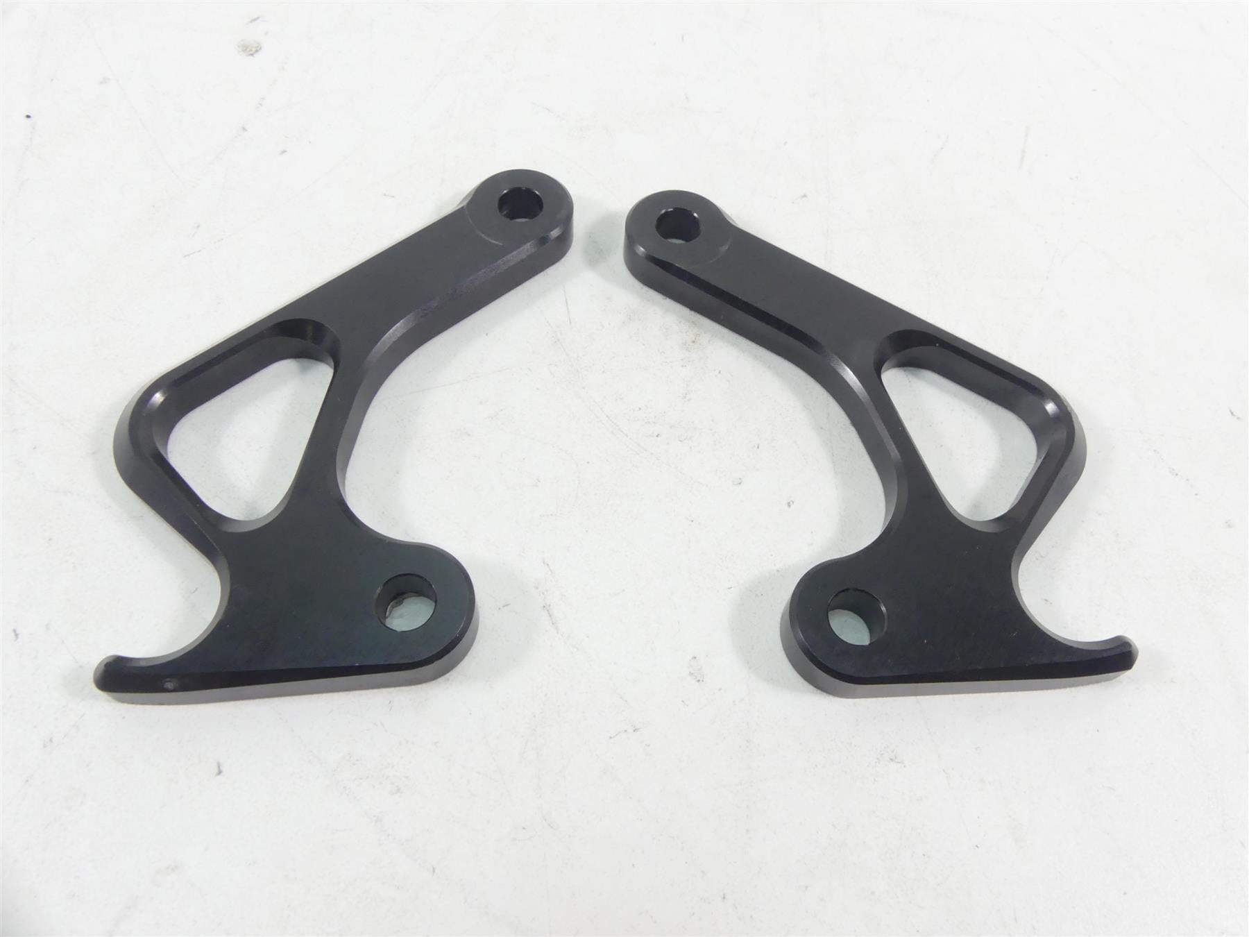 2018 Triumph Street Triple 765RS Sato Racing Race Strap Hook Set T-67513HOOK-BK {{ shop.shopifyCountryName }} - Mototech271