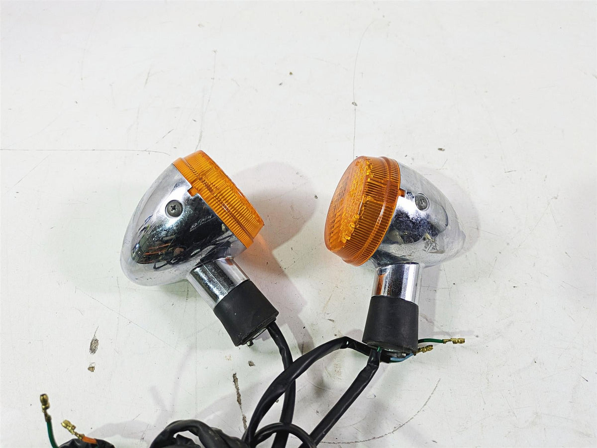 2002 Honda V-Twin VTX1800 C Rear Blinkers Turn Signal Set - Read 33600-MCH-003 {{ shop.shopifyCountryName }} - Mototech271