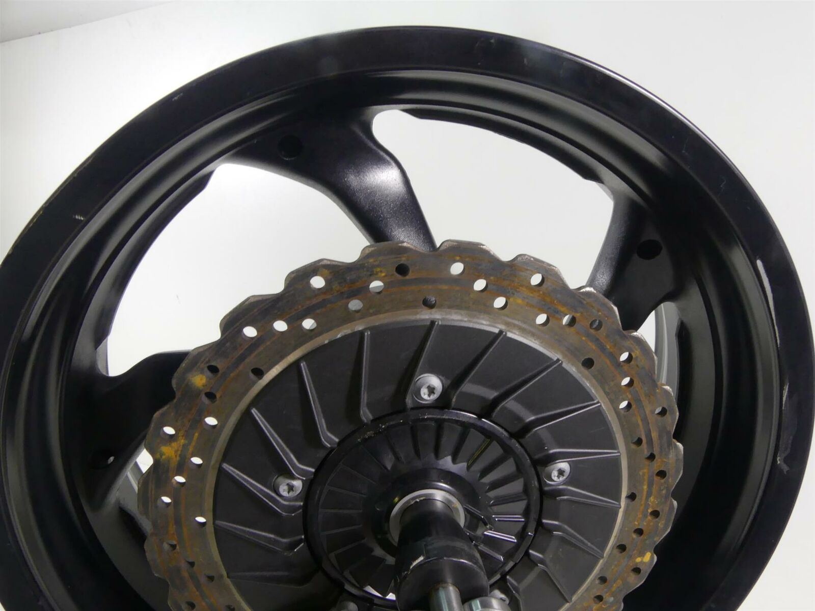 2020 Yamaha VMX17 1700 Straight Rear Wheel Rim 18x6 - Read 2S3-25338-00-98 {{ shop.shopifyCountryName }} - Mototech271