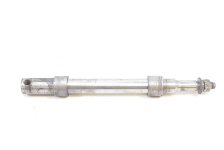 2004 Harley FLHTCSE CVO Electra Glide Front 1" Wheel Spindle Axle 43364-00 {{ shop.shopifyCountryName }} - Mototech271