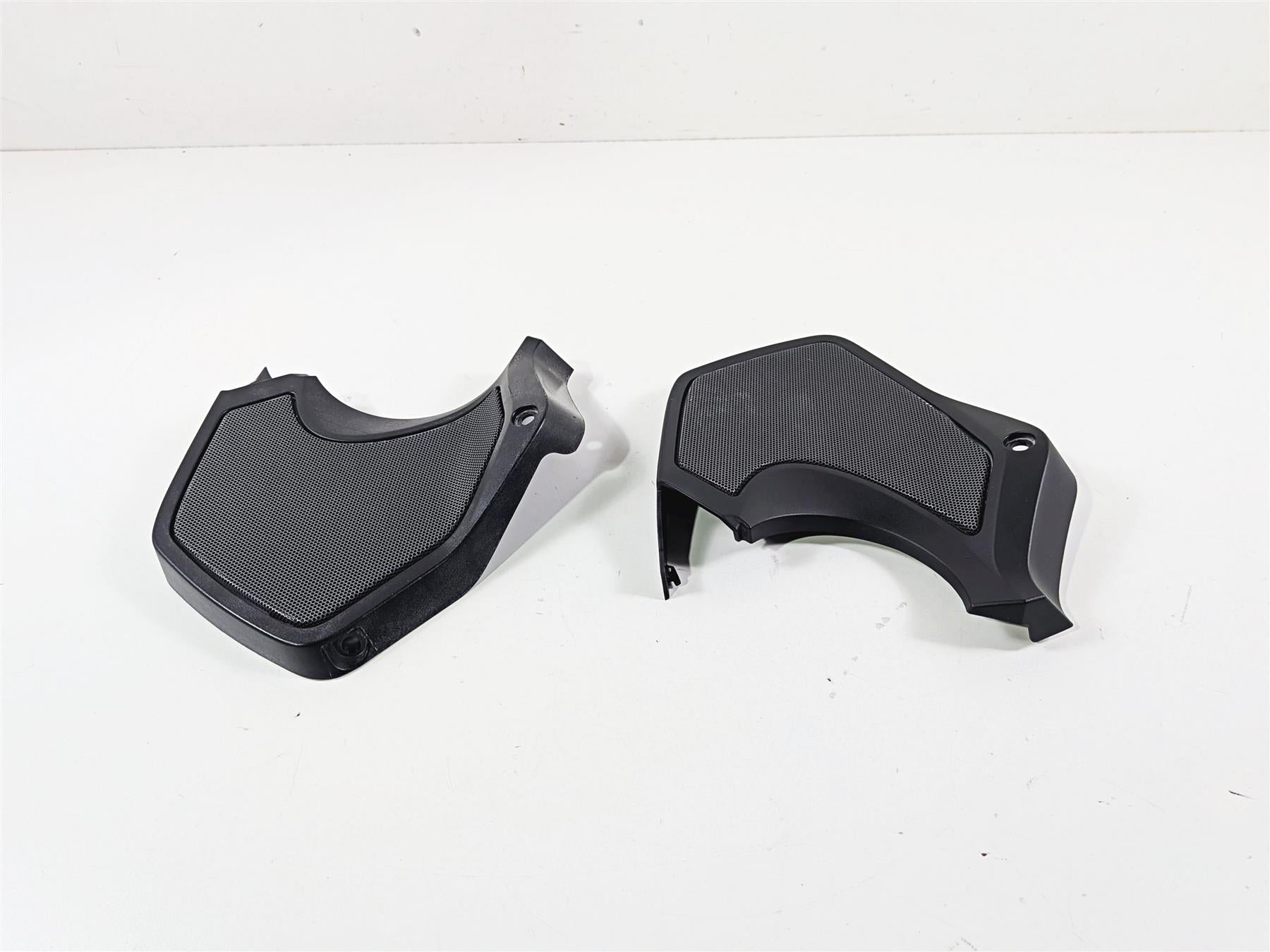 2016 BMW R1200RT RT RTW K52 Speaker Cover Fairing Set 46638529412 46638529411 {{ shop.shopifyCountryName }} - Mototech271