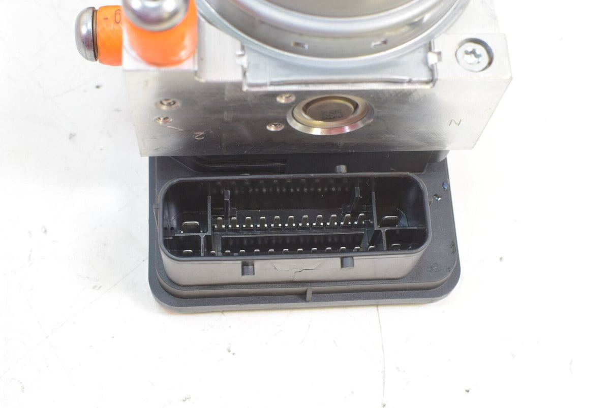 2018 BMW S1000 XR K49 Abs Brake Pump Module 34518566956 {{ shop.shopifyCountryName }} - Mototech271