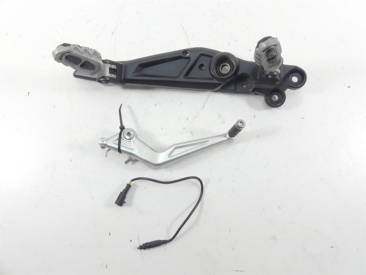 2018 Ducati Hypermotard 939 SP Right Footpeg Bracket Brake Pedal Set 82412101CA {{ shop.shopifyCountryName }} - Mototech271