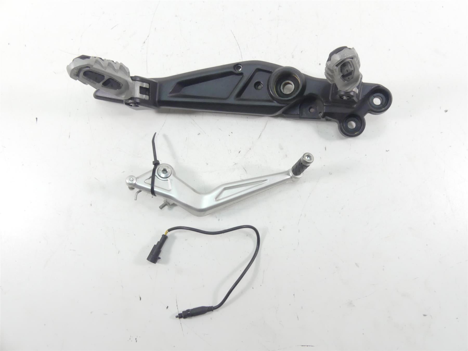 2018 Ducati Hypermotard 939 SP Right Footpeg Bracket Brake Pedal Set 82412101CA {{ shop.shopifyCountryName }} - Mototech271