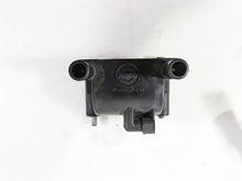 Load image into Gallery viewer, 2008 Harley FLSTSB Cross Bones Delphi Ignition Coil &amp; Cover Set 31696-07A | Mototech271
