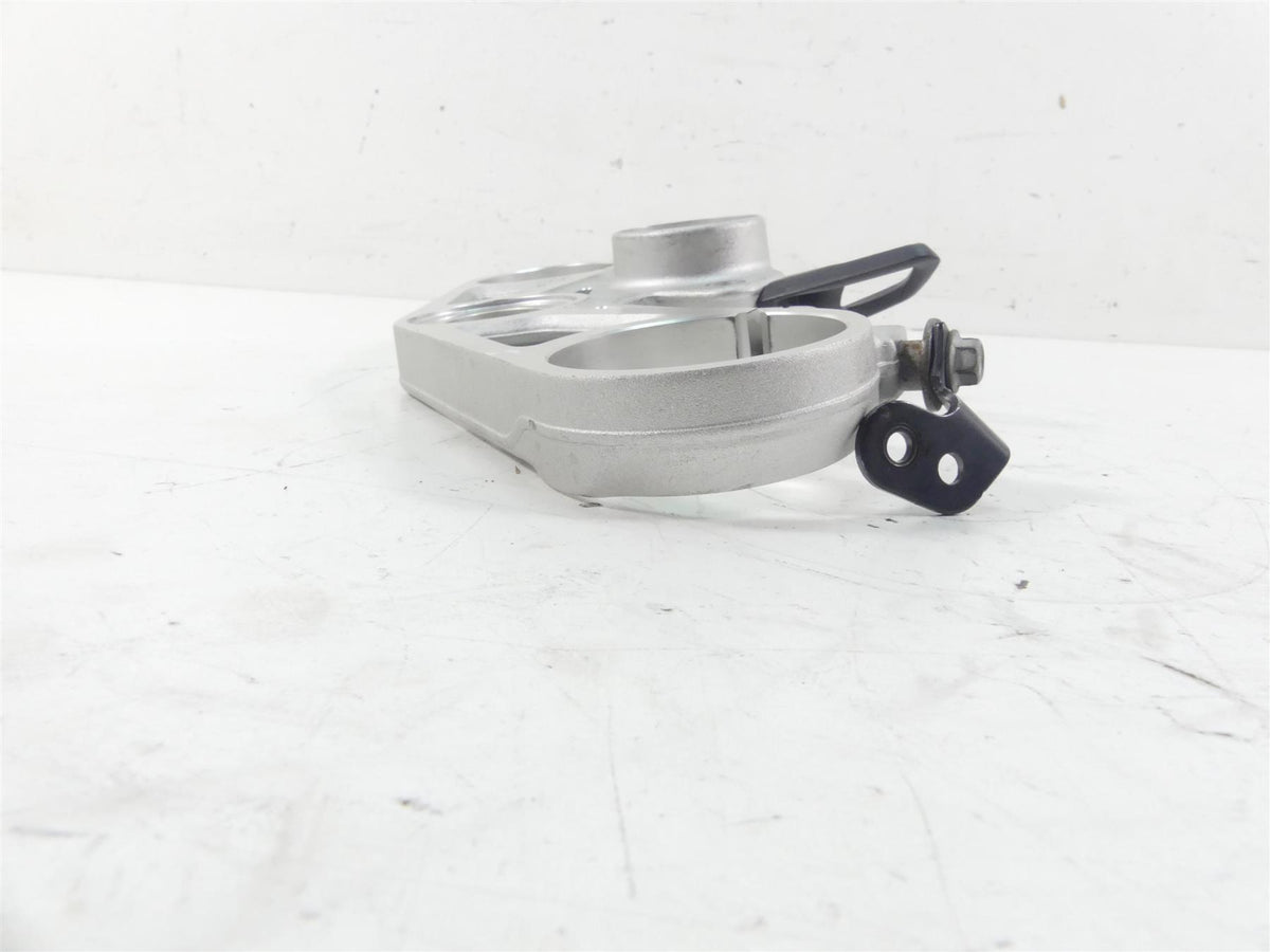 2012 BMW S1000RR K46 Upper Triple Tree Steering Clamp 31427713161 {{ shop.shopifyCountryName }} - Mototech271