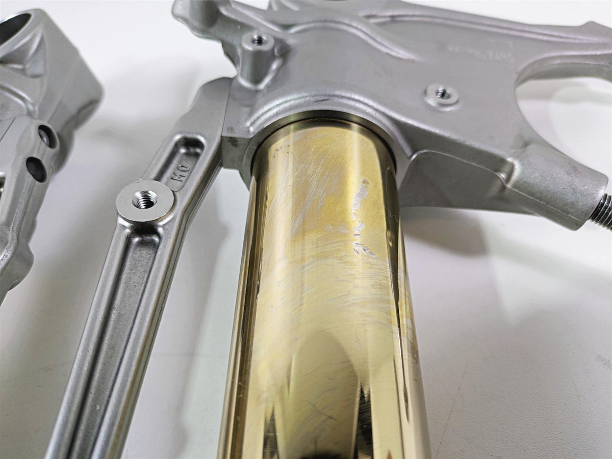 2019 Ducati Supersport 939 S Ohlins Front Fork Leg Set READ 34520881A 34420881A {{ shop.shopifyCountryName }} - Mototech271