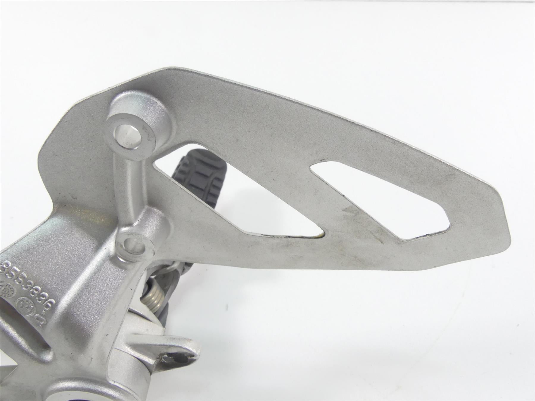 2016 BMW S1000XR K49 Right Rider Footpeg & Brake Pedal 46718553836 46718553839 {{ shop.shopifyCountryName }} - Mototech271