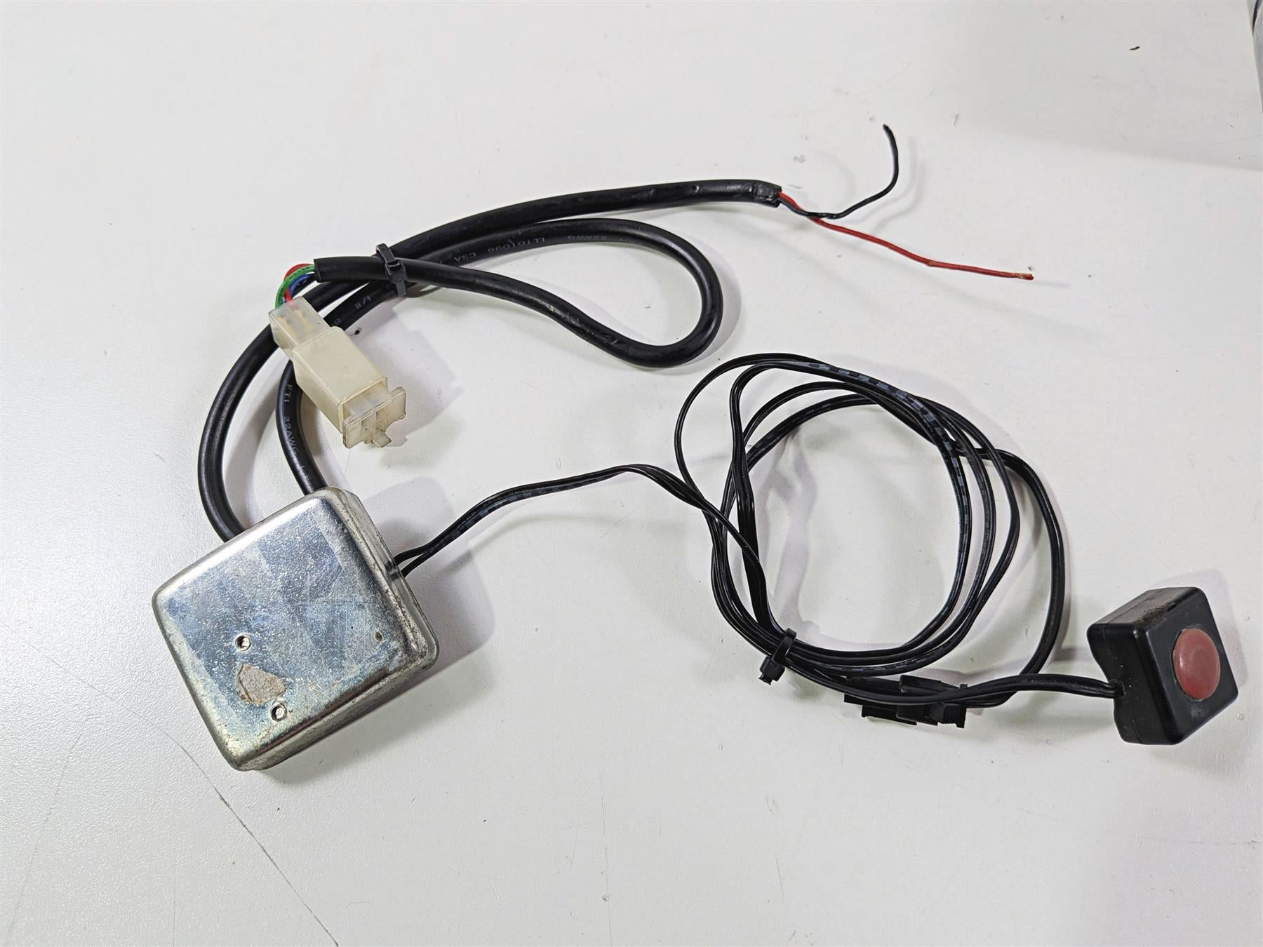 2006 Harley Davidson Dyna FXDBI Street Bob Baron 3" Bullet Tachometer BA-7570-00 {{ shop.shopifyCountryName }} - Mototech271