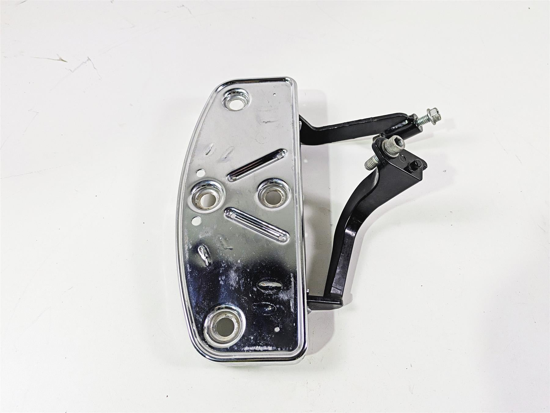 2016 Harley Touring FLHR Road King Front Left Floorboard Mounts 50621-06A {{ shop.shopifyCountryName }} - Mototech271