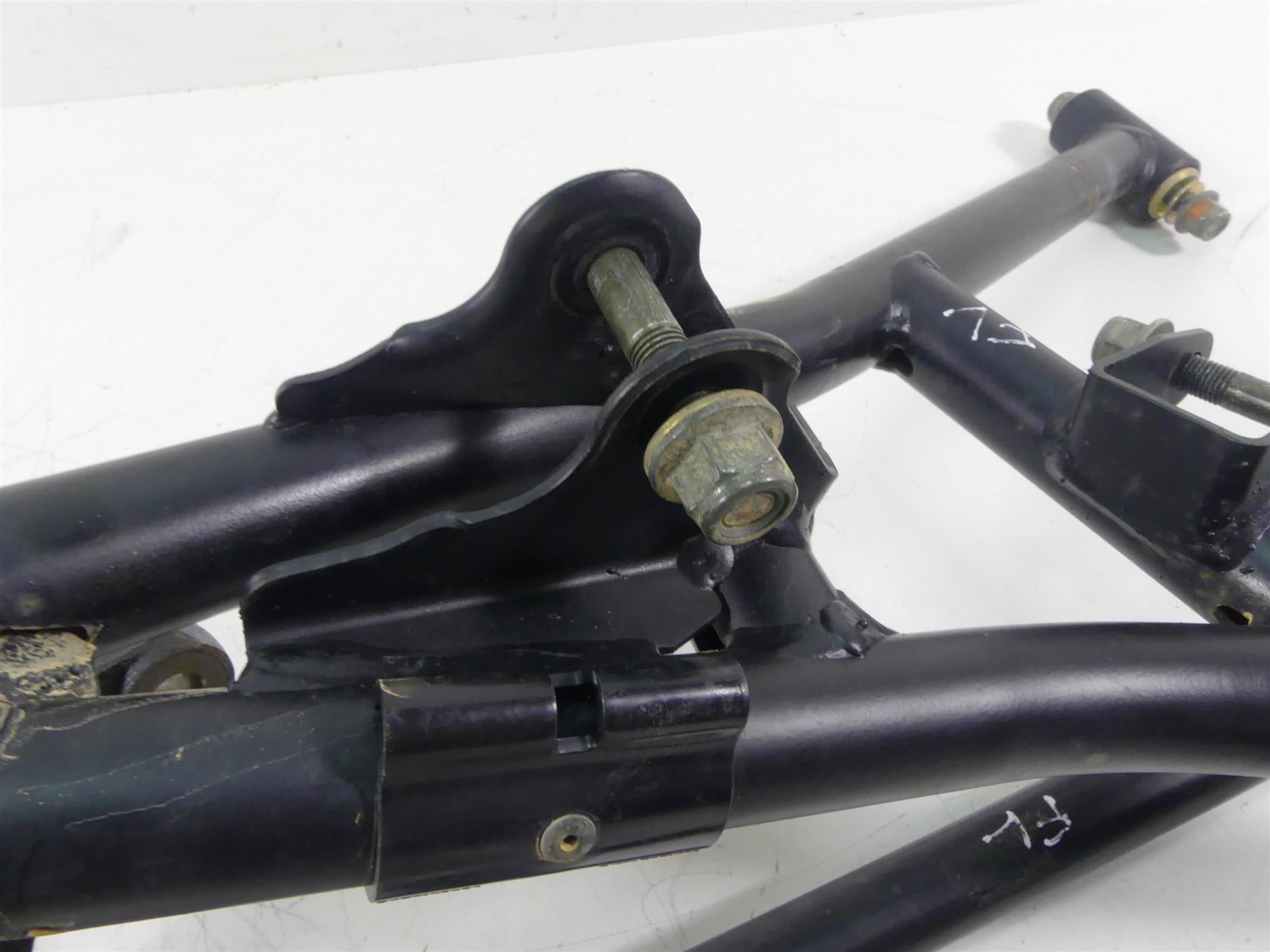 2019 Polaris General 1000 EPS Front Left Control Arm Knee Set 1023223 1021416 {{ shop.shopifyCountryName }} - Mototech271
