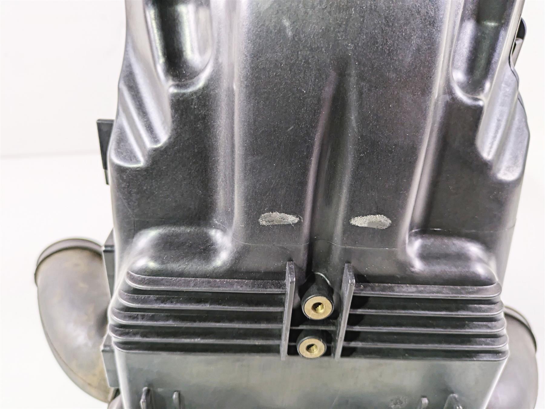 2010 BMW R1200RT K26 Air Box Breather Filter & Tubes 13717720045 {{ shop.shopifyCountryName }} - Mototech271