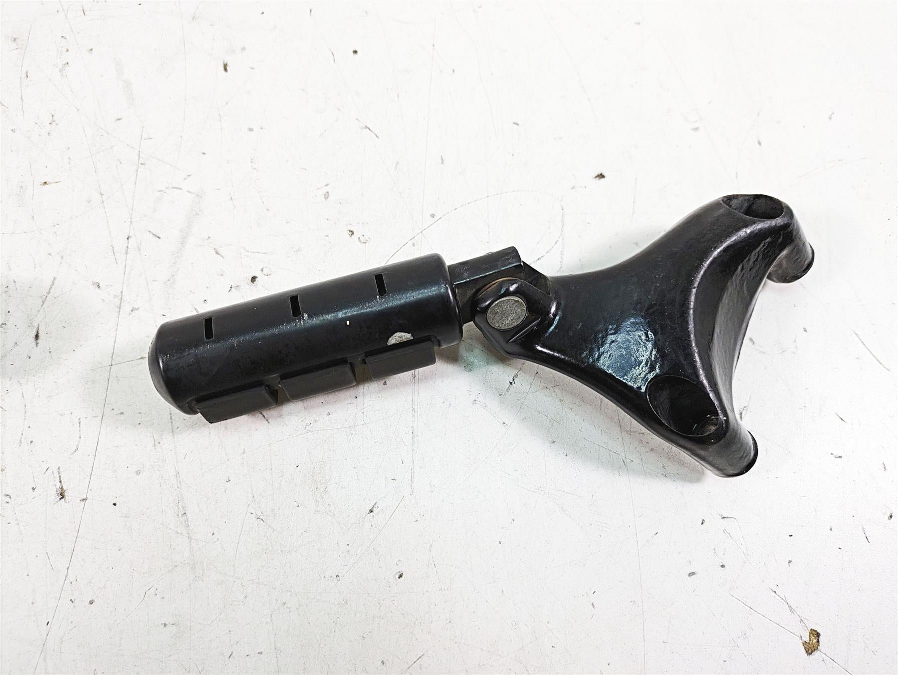 2017 Harley XL883 N Sportster Iron Rear Passenger Footpeg Rest Set 49315-04 {{ shop.shopifyCountryName }} - Mototech271
