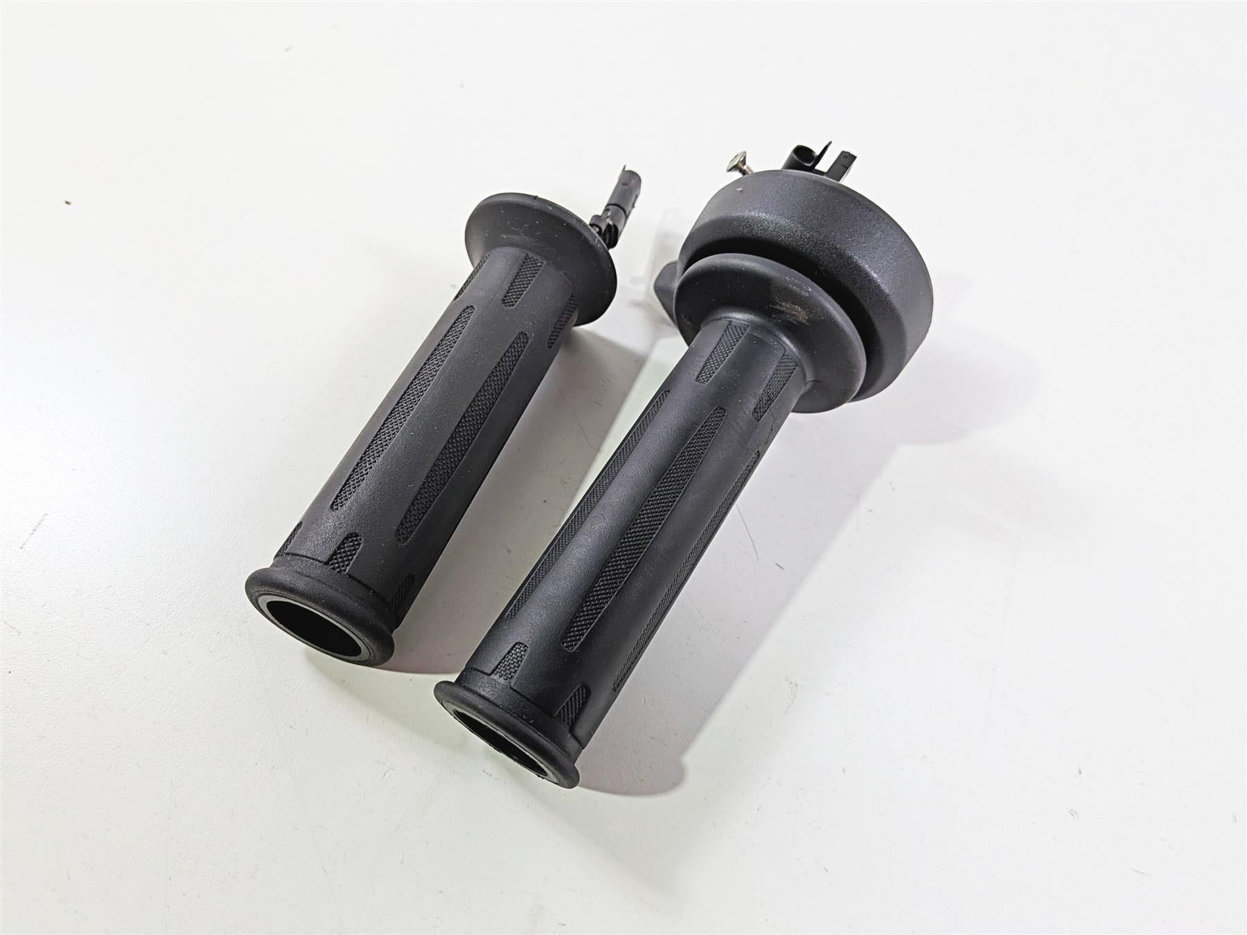 2019 BMW R1250GS K50 Hand Grip Handle Set Heated Cruise 61318549455 61318552120 {{ shop.shopifyCountryName }} - Mototech271