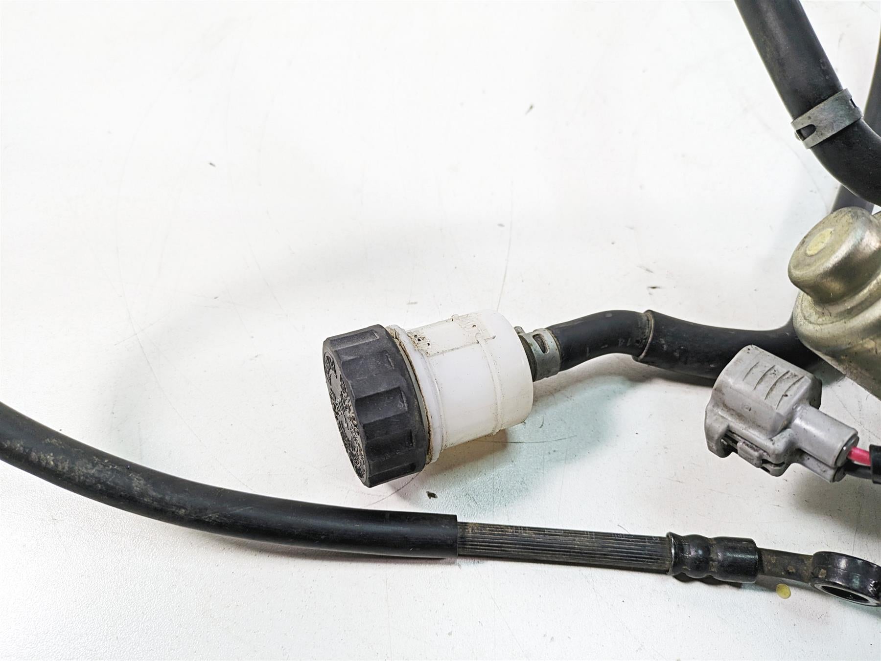 2019 Yamaha YXZ1000 R EPS SS SE Clutch Actuator Master Cylinder B57-82460-03-00 {{ shop.shopifyCountryName }} - Mototech271