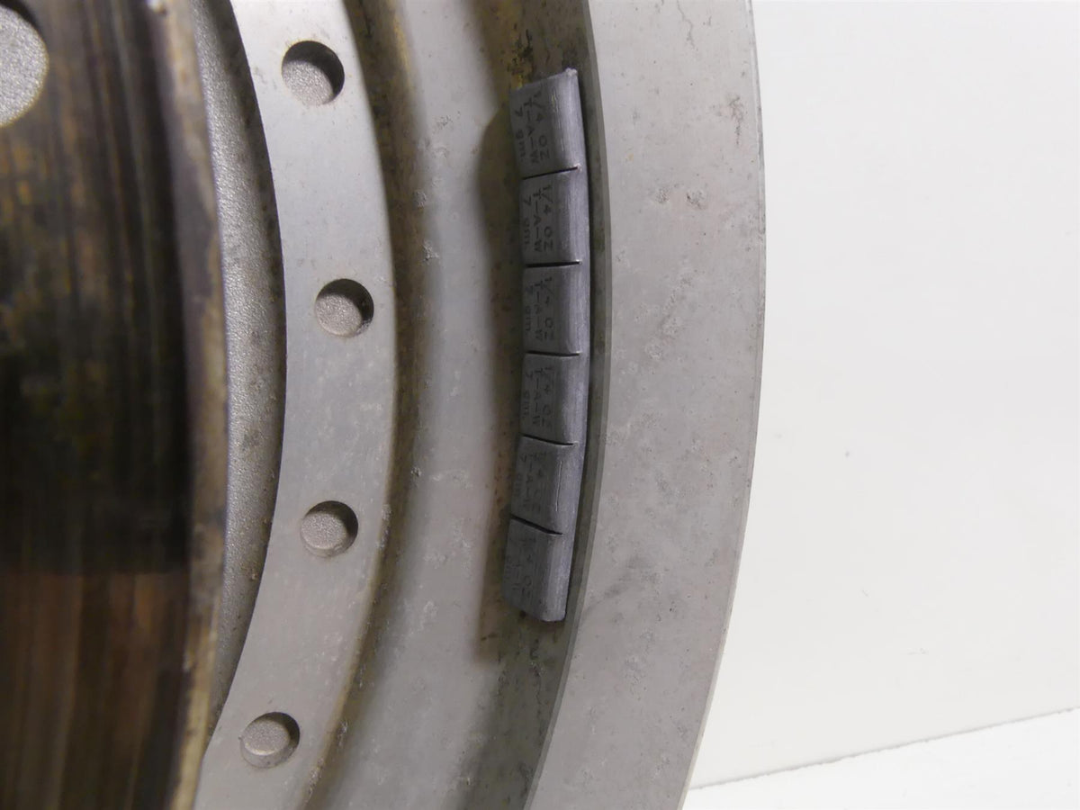 2004 Harley Softail FLSTFI Fat Boy Straight Rear Wheel Solid 16x3 -Read 41092-03 {{ shop.shopifyCountryName }} - Mototech271