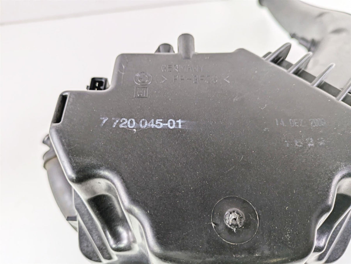 2010 BMW R1200RT K26 Air Box Breather Filter & Tubes 13717720045 {{ shop.shopifyCountryName }} - Mototech271