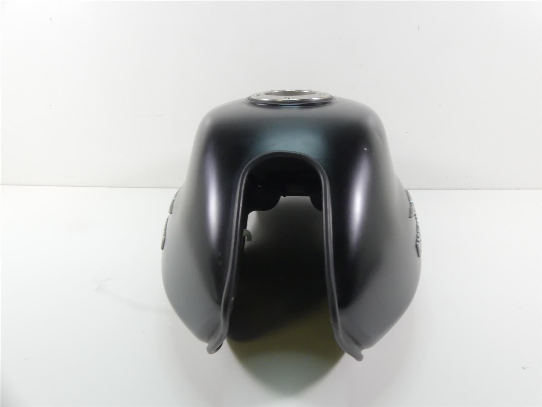 2016 Moto Guzzi V7 II Special 750 Fuel Gas Tank Reservoir - Read 2H000020000XN2 {{ shop.shopifyCountryName }} - Mototech271